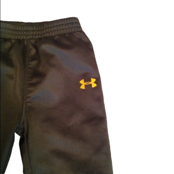 Under Armour Pants - Picture 2 of 4